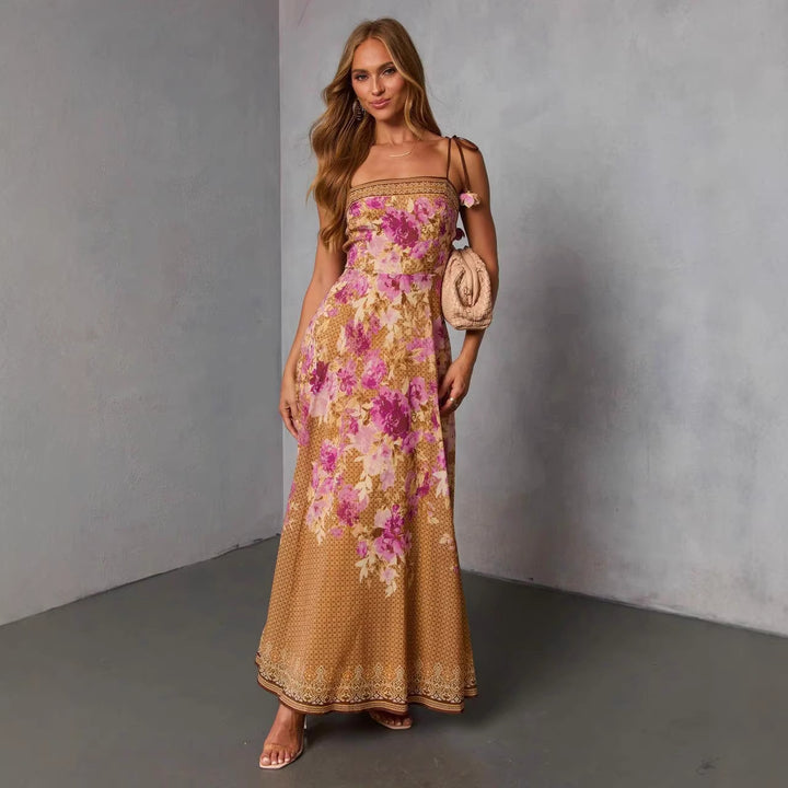 Chic & Stil Elegant floral print maxi dress for women with strapless shoulders