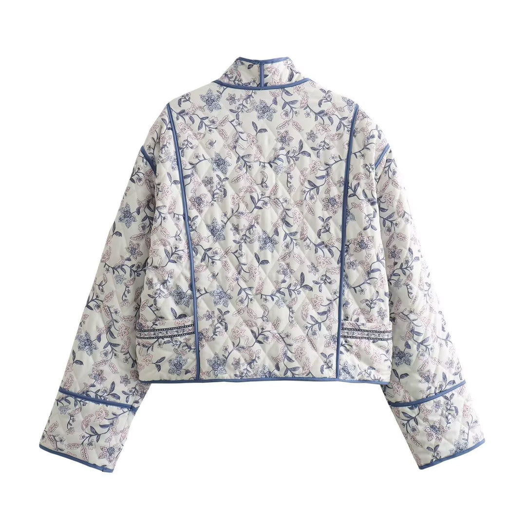 Veste kimono élégante pour femmes au design floral avec des accents adorant les détails Chic & Stil