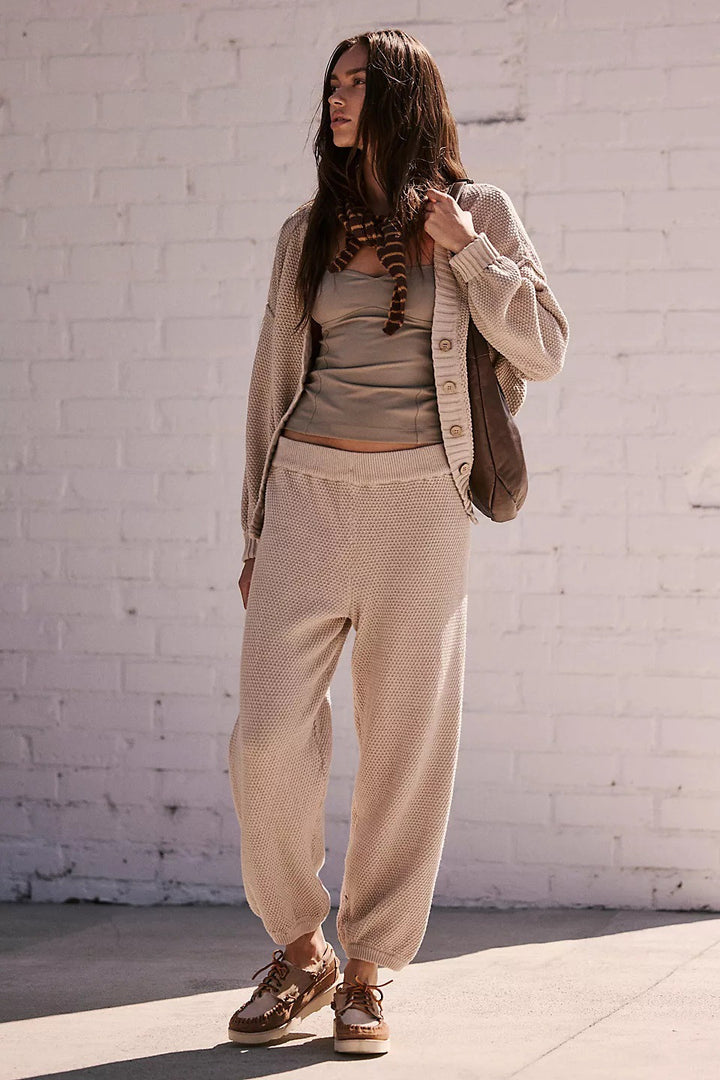 Ladies Casual Knit Loungewear Set with Loose Top and Comfortable Pants Lune London