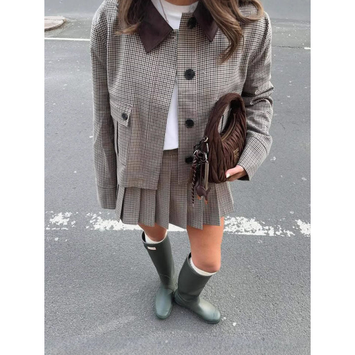 Plaid blazer for ladies with short sleeves and matching mini skirt Lune London