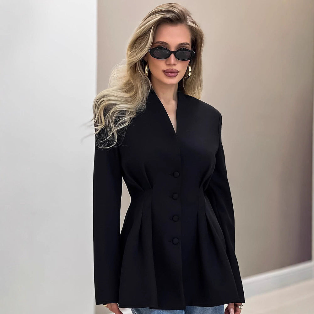 Structured blazer for women with a modern cut and a chic and stylish fit