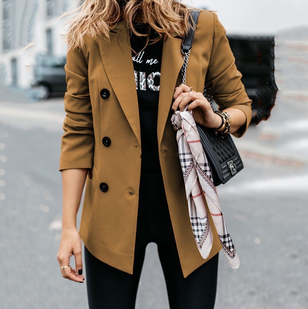 Lune London | Women's elegant tailored blazer with double button placket