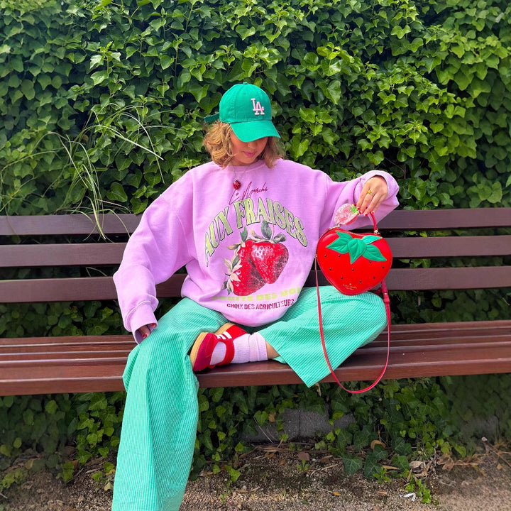 Trendy women's sweatshirt with a catchy strawberry design and a comfortable fit Lune London