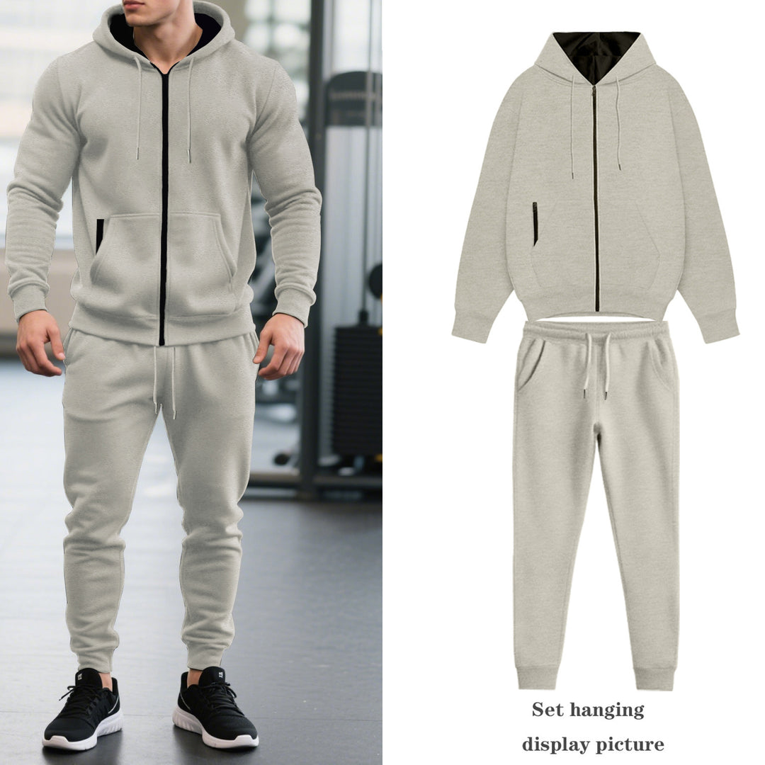 Men's sports suit with hood and practical pockets Lune London
