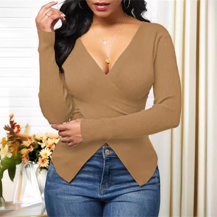 Women’s tie-top with deep V-neck and fine rib design Lune London
