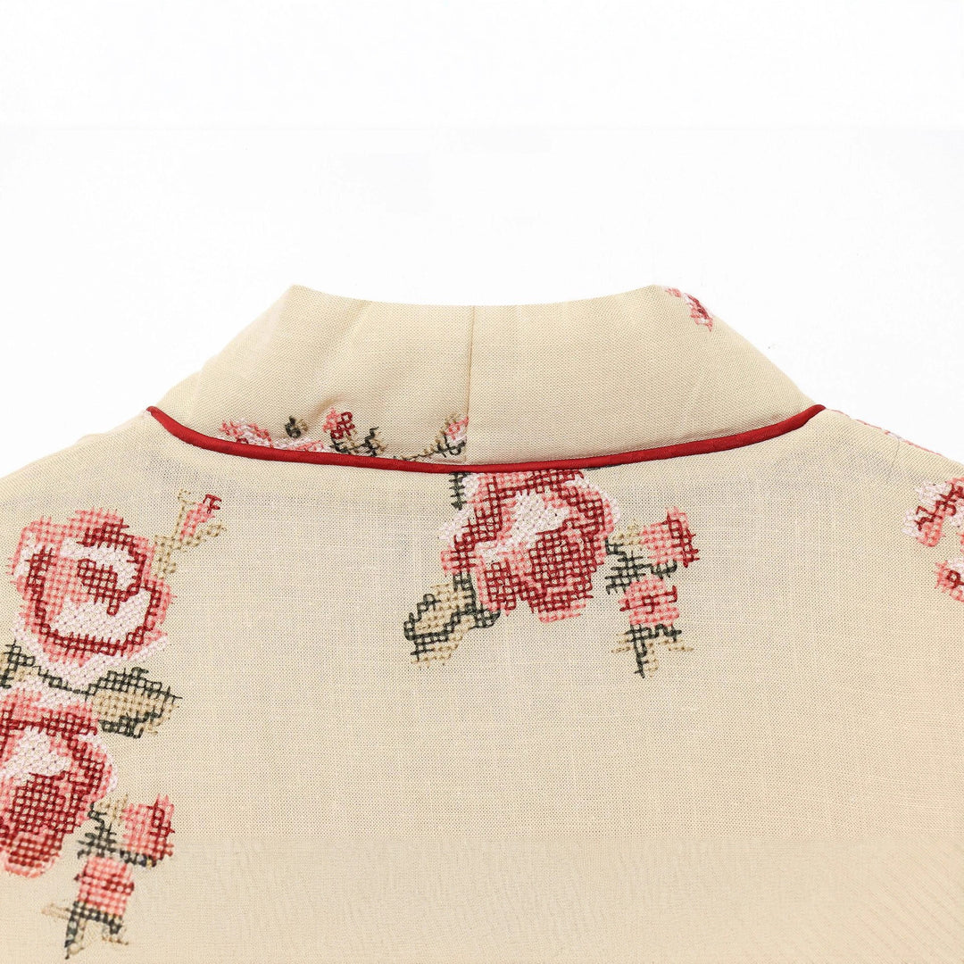 Women Elegant kimono-inspired jacket with floral embroidery Lune London