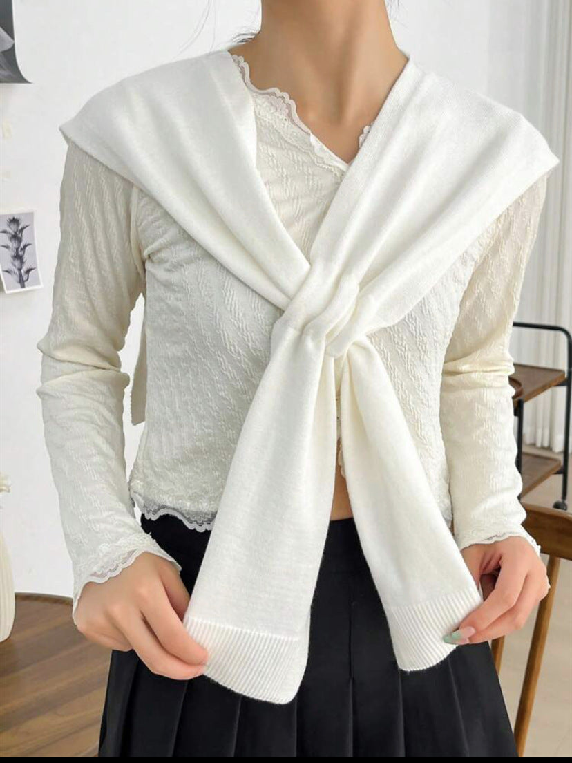 Trendy knitted scarf for women with bow detail Lune London