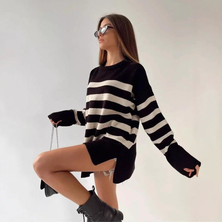 Pull en tricot surdimensionné pour femmes avec motif rayé moderne et col montant Chic & Stil
