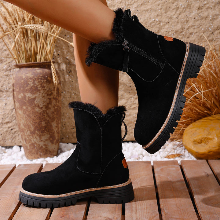 Winter boots for women with warm lining and sturdy profile Lune London