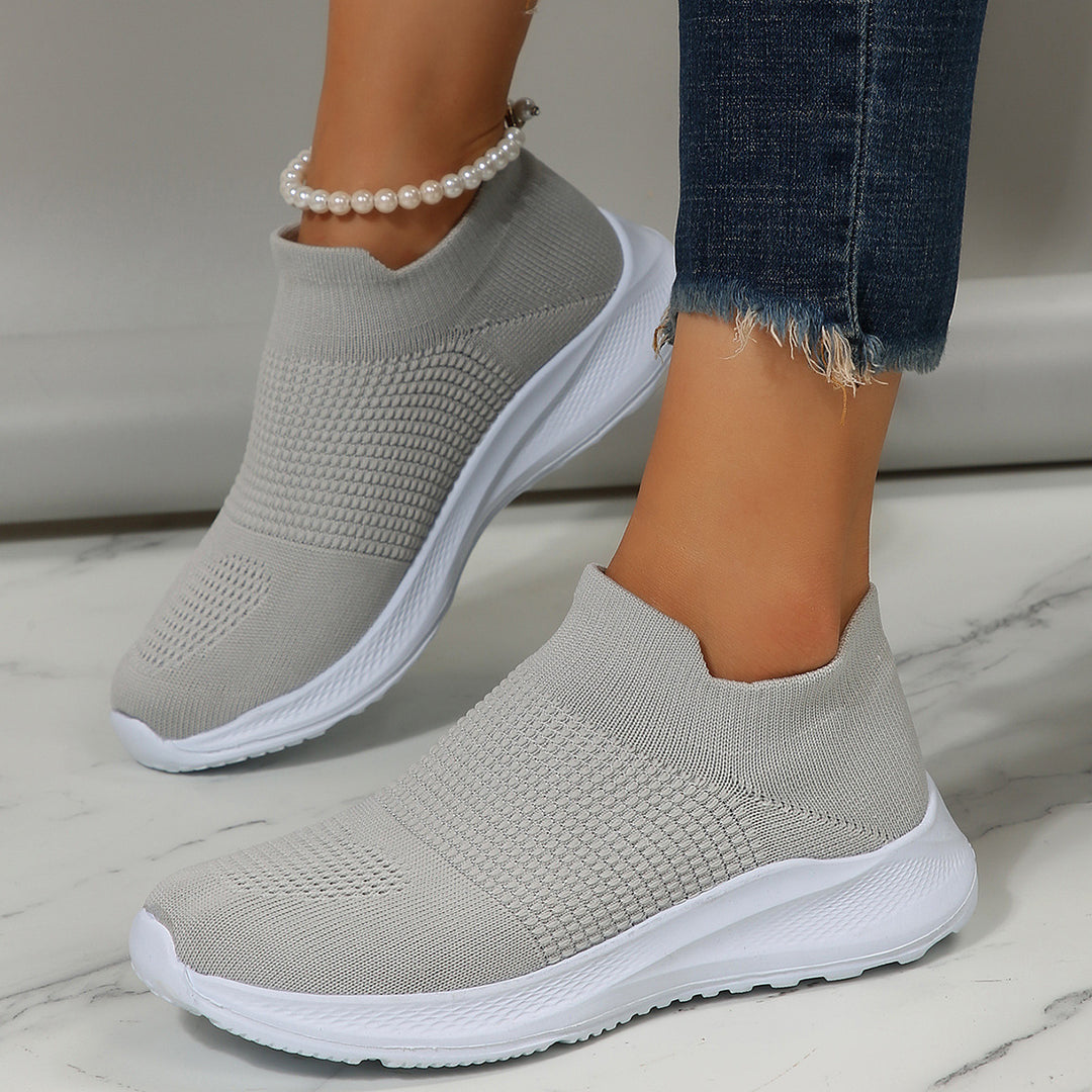 Breathable Slip-On sneakers for women with flexible knit upper Lune London