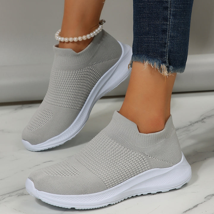 Breathable Slip-On sneakers for women with flexible knit upper Lune London