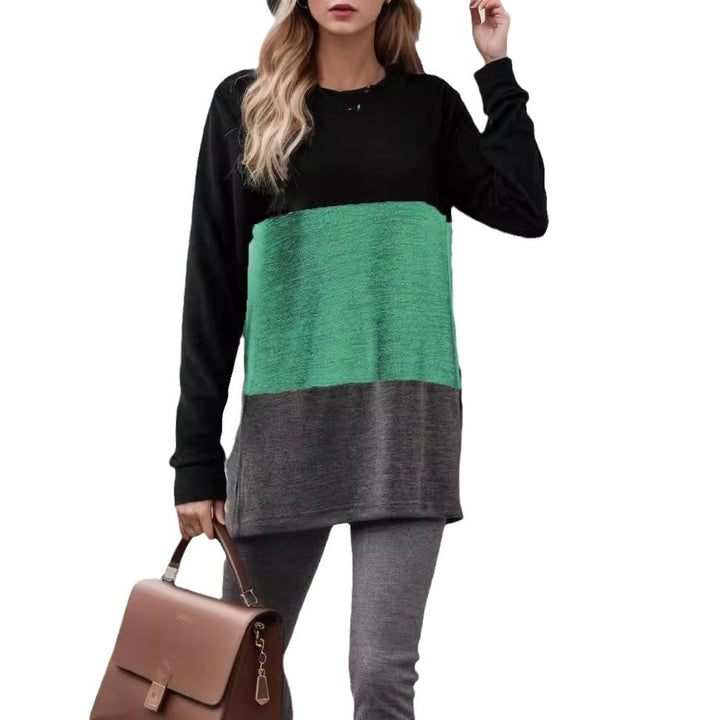 Casual sweater for women with bicolour design and comfortable cut Lune London