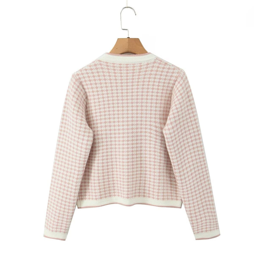 Lady's cardigan with decorative details and a charming shawl collar Lune London