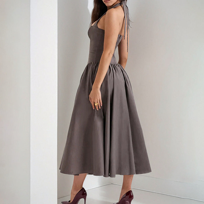 Robe de soirée pour femmes de haute qualité avec décolleté en cœur profond et jupe volumineuse Chic & Stil