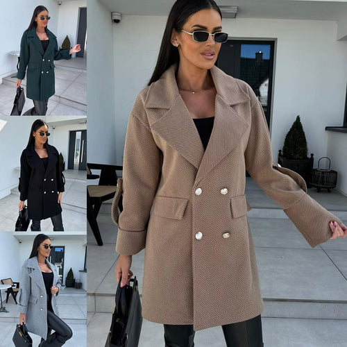 Elegant oversized women's blazer with double-breasted buttons and practical pockets Lune London