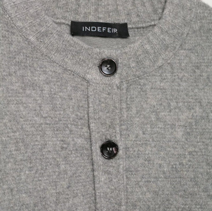 Casual knitted cardigan for women with button details Lune London