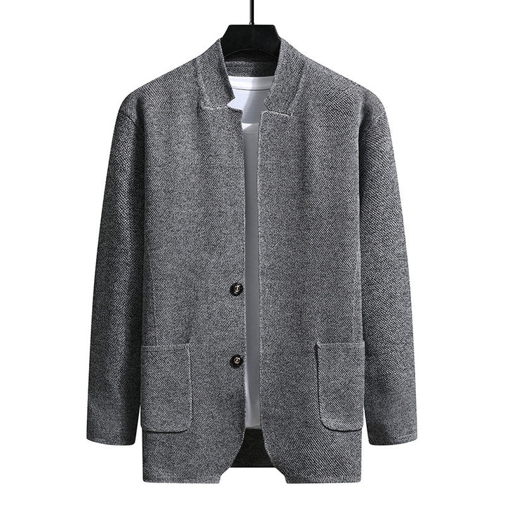 Women elegant jacket with structured design and practical pockets Lune London