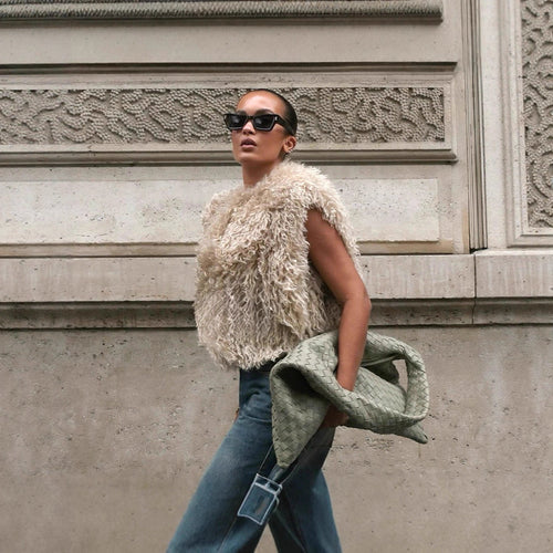Ladies Cozy vest in soft material Lune London