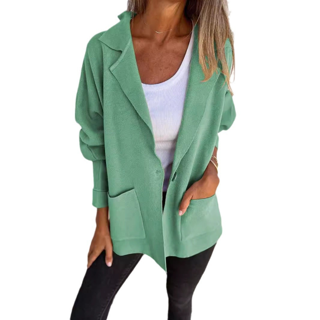 Women Elegant oversized blazer with relaxed fit and practical pockets Lune London