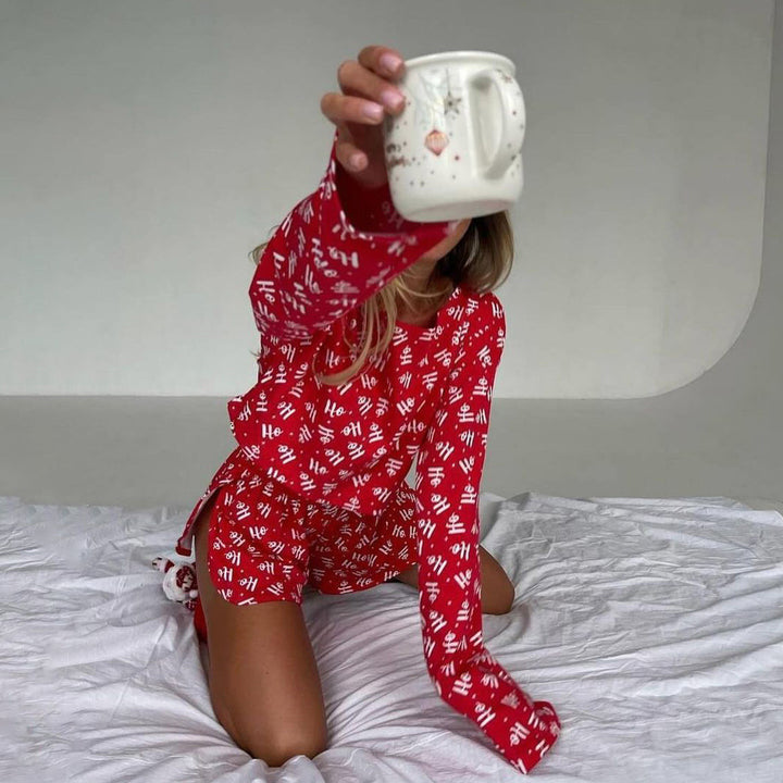Women's leisure set with graphic print and relaxed fit Lune London