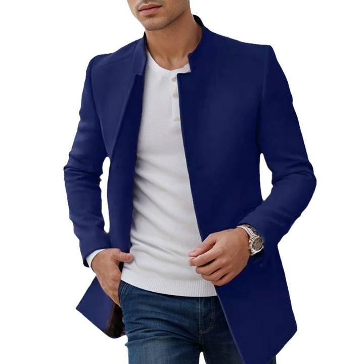 Elegant quilted jacket for men with a modern design featuring a high collar Lune London