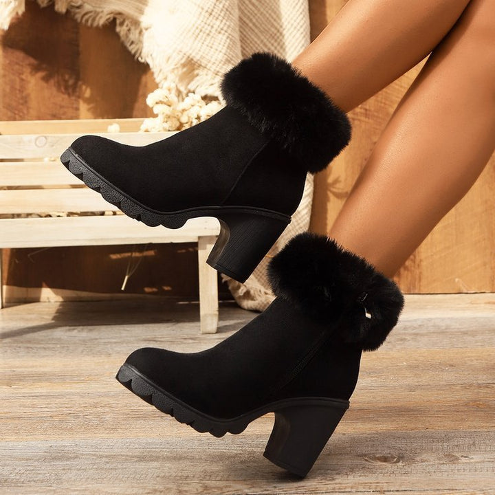 Elegant ladies ankle boots with plush collar Lune London