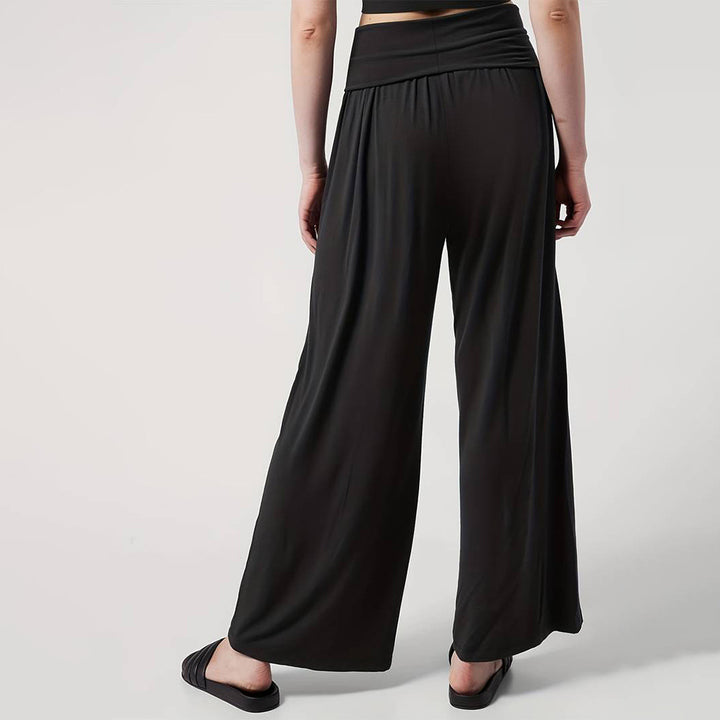 Pantalons larges en jersey pour femmes avec taille élastique et design taille haute Chic & Stil