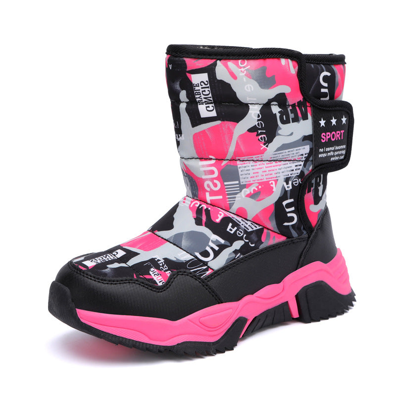 Sporty winter boots for women with non-slip sole and insulating lining Lune London