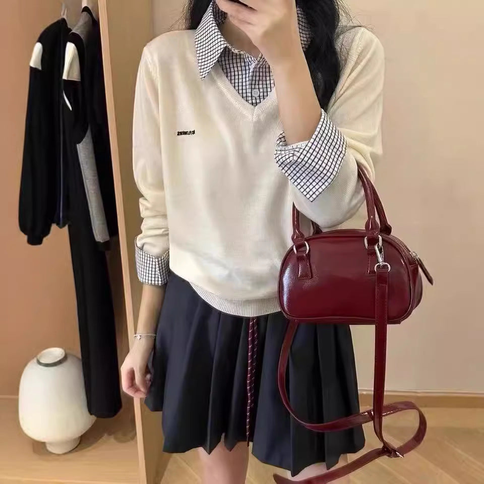 Casual V sweater for ladies with shirt collar and original design Lune London