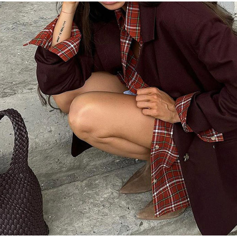 Fashionable oversized jacket for women with plaid pattern and casual fit Lune London
