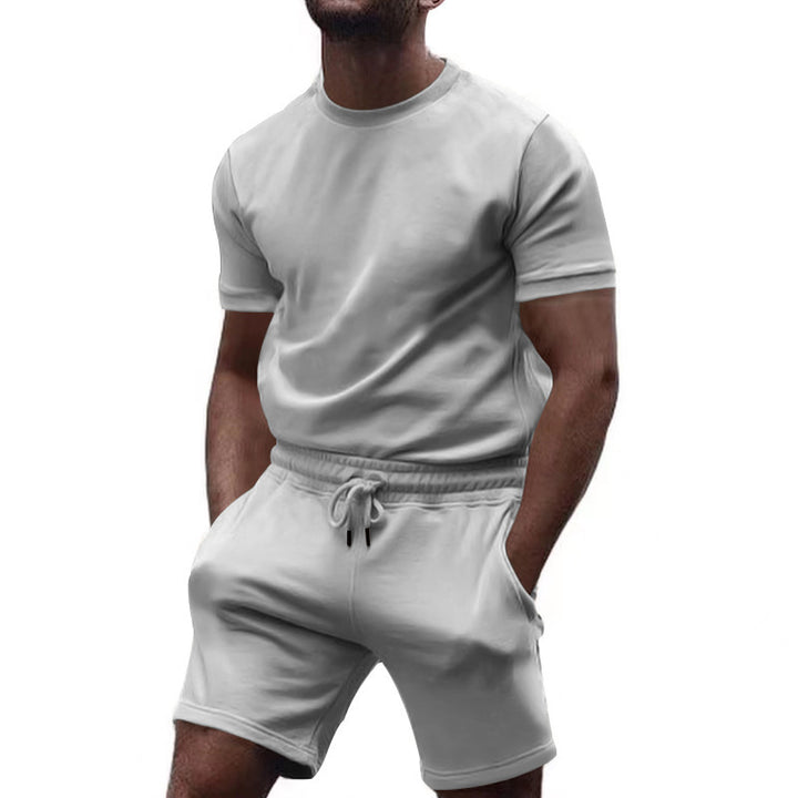 Short sleeve sports set for men with elastic waist Lune London