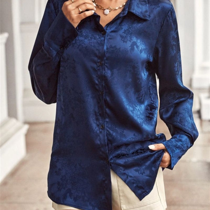 Ladies Elegant satin blouse with floral pattern Lune London