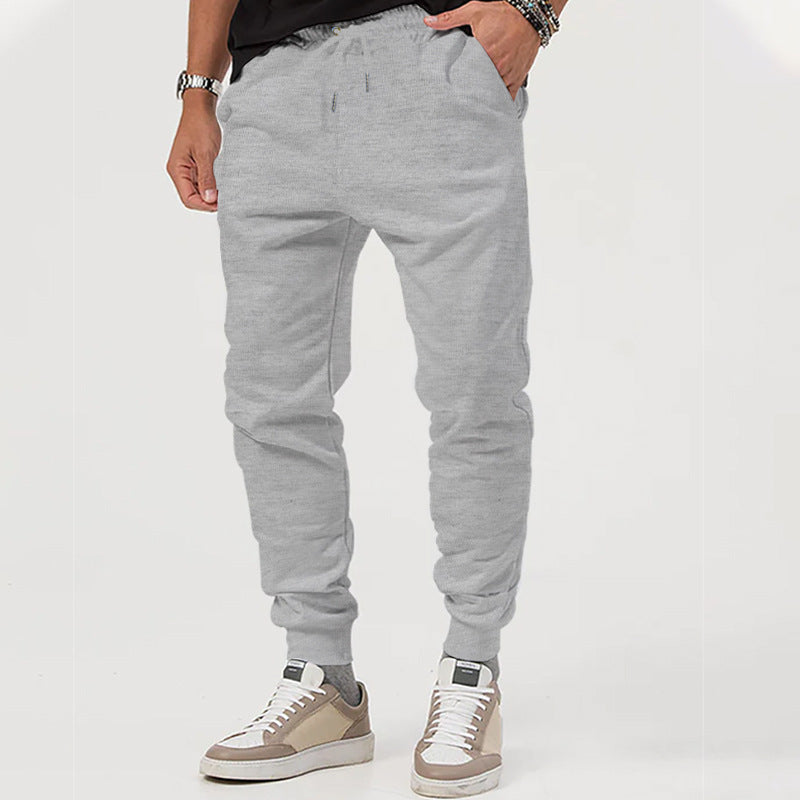 Men's sporty leisure pants with elastic waistband and practical side pockets Lune London