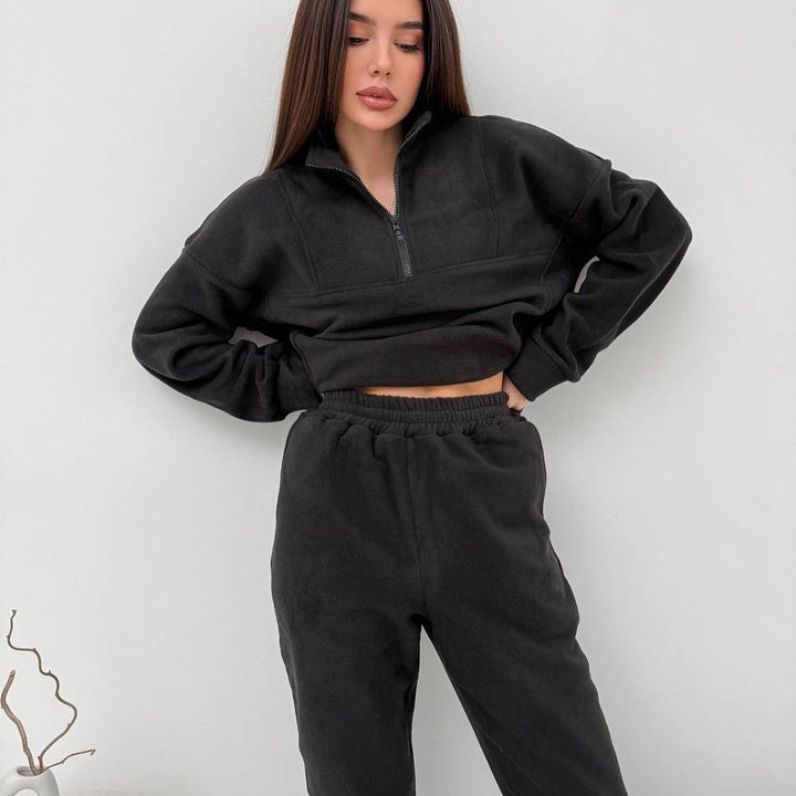 Ladies Comfortable Fleece Lounge Set with Elastic Waist and Zipper Lune London