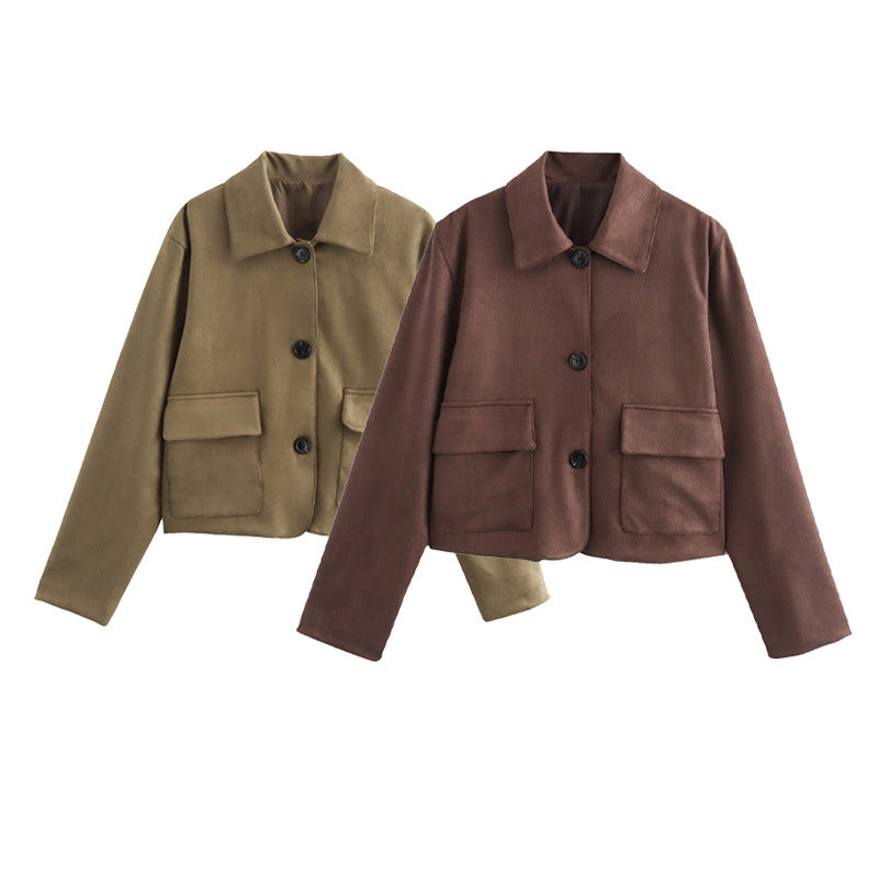 Short women's jacket made of soft material with practical pockets Lune London