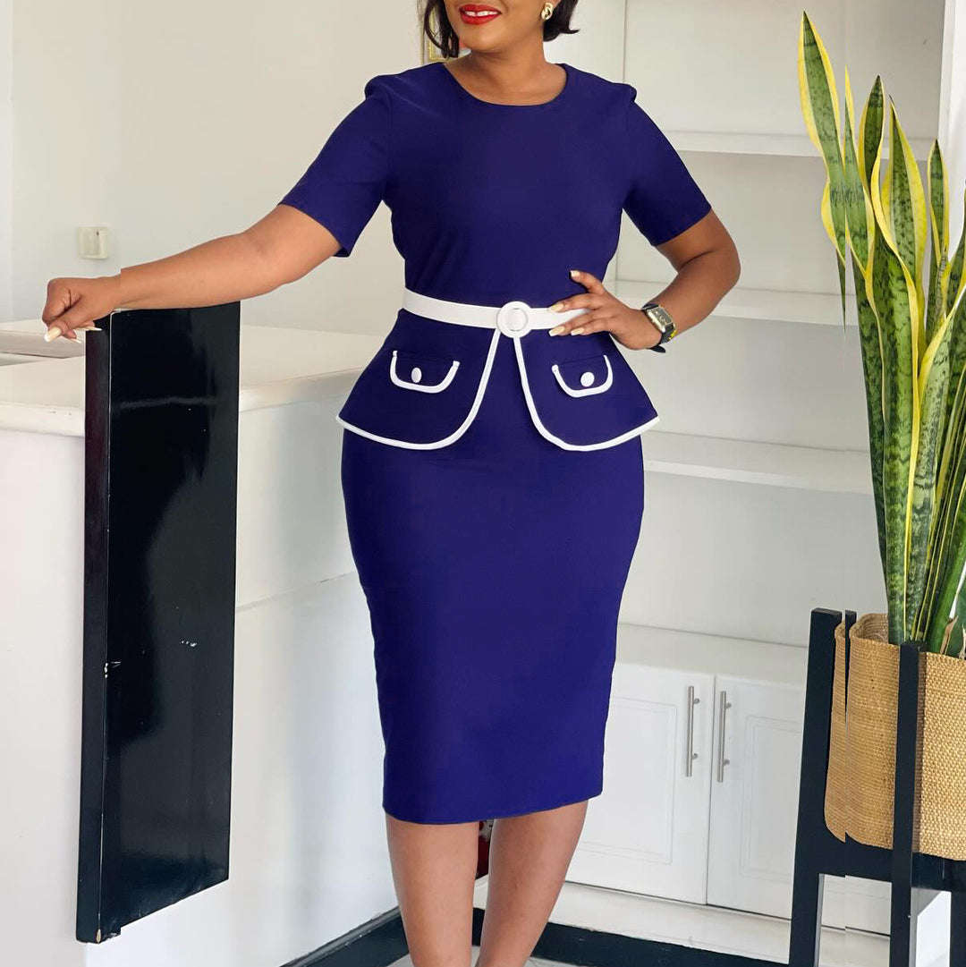 Women Elegant fitted dress with sparkling pocket application and wide belt Lune London