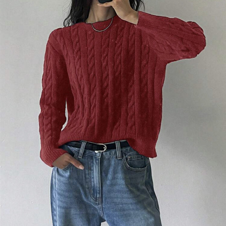 Chunky knit sweater for ladies with cable pattern and wide sleeves Lune London