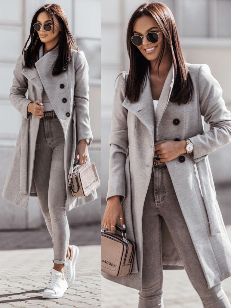 Ladies elegant wool coat with oversized fit and structured sleeves Lune London