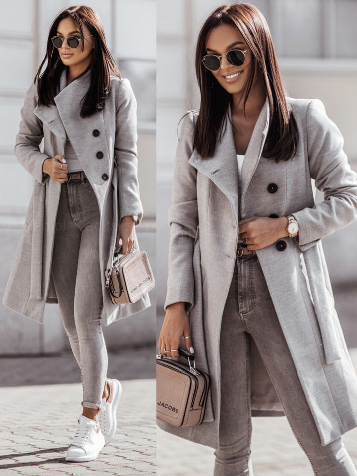 Ladies elegant wool coat with oversized fit and structured sleeves Lune London