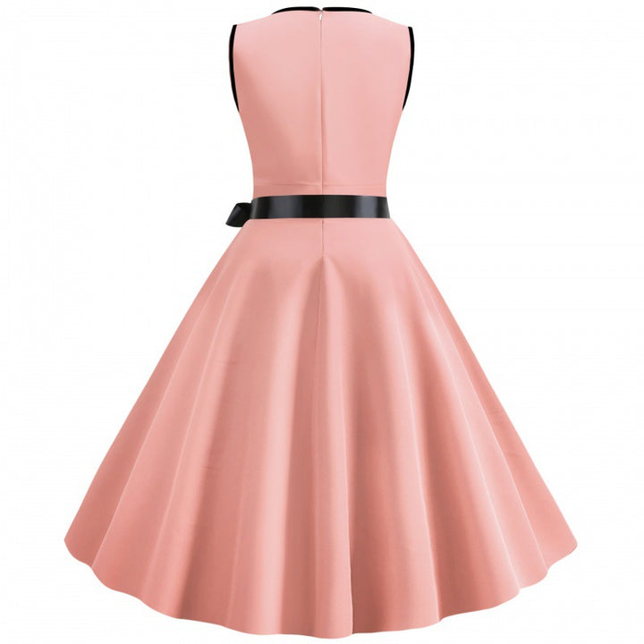 Robe portefeuille pour femmes avec jupe volumineuse et taille élégante Chic & Stil