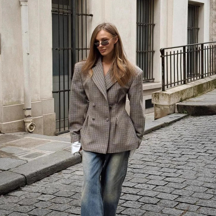 Women Elegant Checked Blazer with Double-Breasted Buttons Lune London