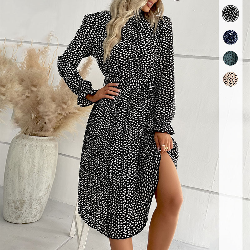 Midi dress for women with high quality collar, waist belt and floral pattern Lune London