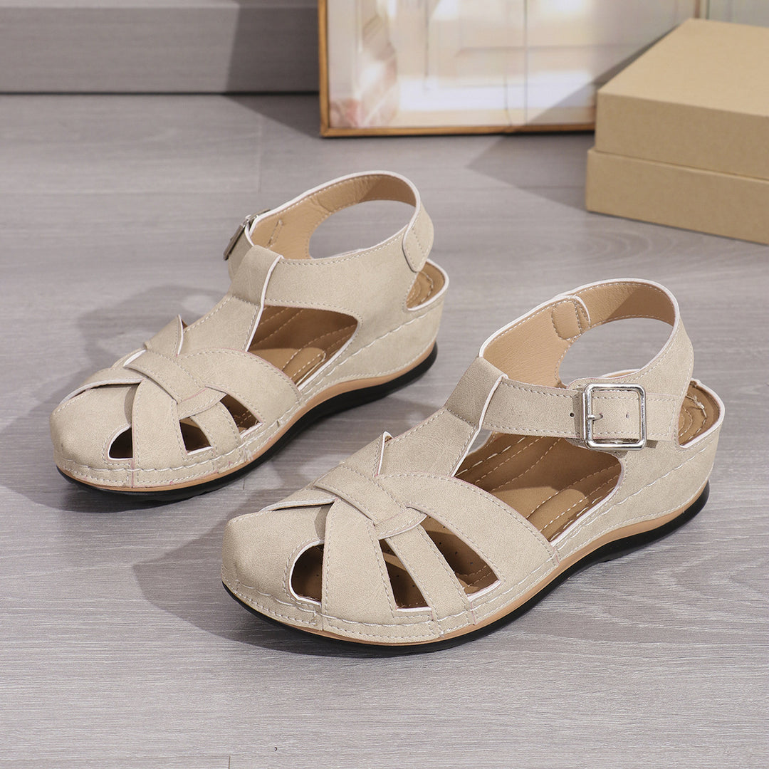 Women Comfortable Sandals with Adjustable Strap Lune London