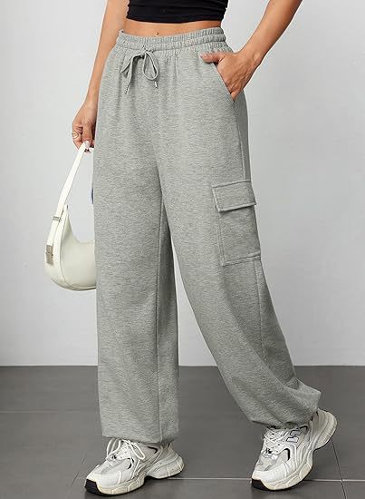 Wide cargo jogger pants for women with practical pockets Lune London