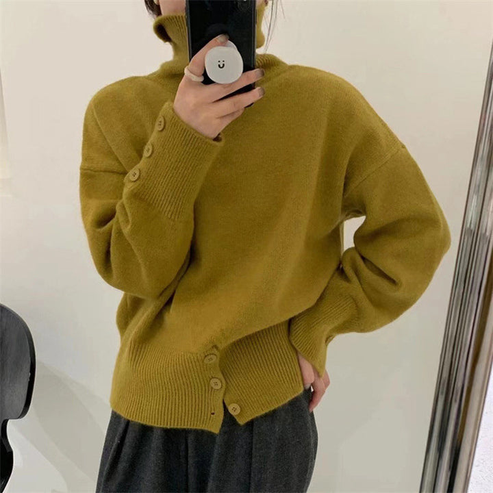 Pull femme à col roulé avec détails en boutons et matière douce Chic & Stil