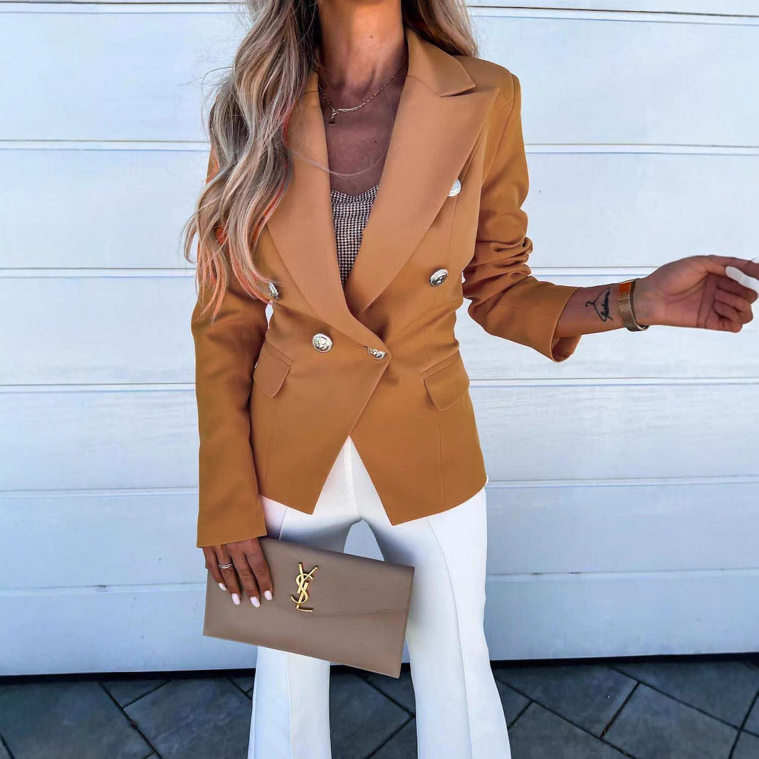 Veste blazer femme mode avec fermeture à double boutonnage et accents élégants Chic & Stil