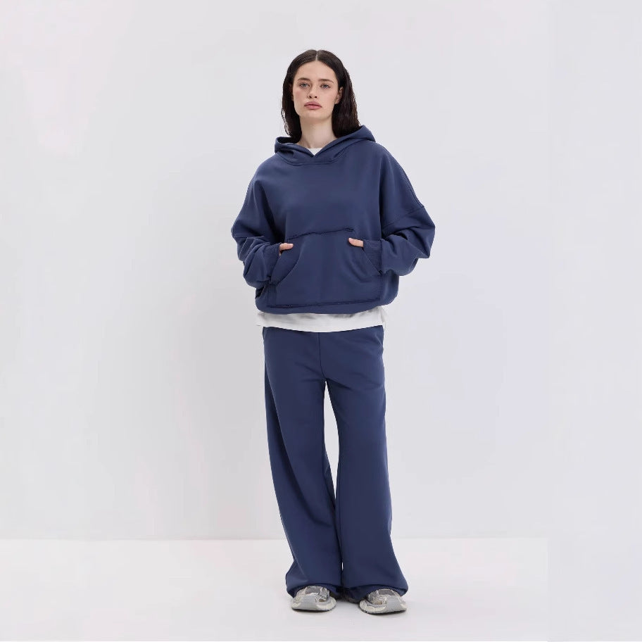 Oversized hoodie and chic and stylish puff pants