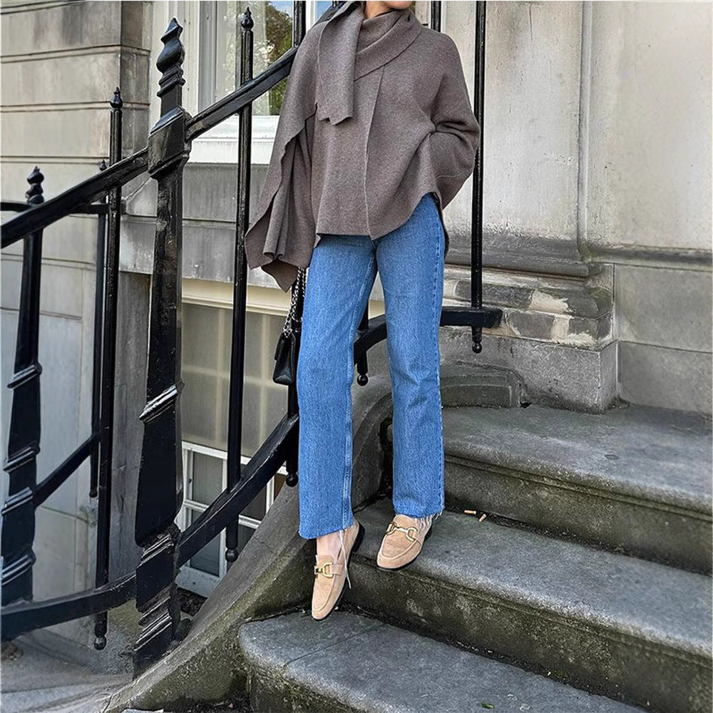 Ladies high-quality knit poncho with asymmetric design Lune London