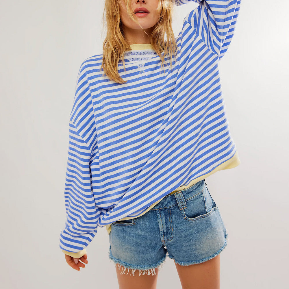 Casual sweatshirt for women with colorful striped pattern and comfortable fit Lune London