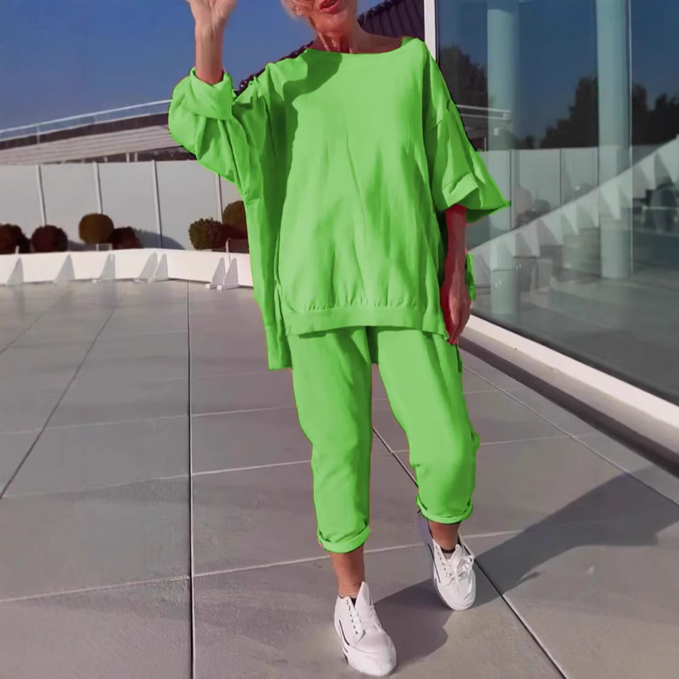 Ladies chic leisure outfit
